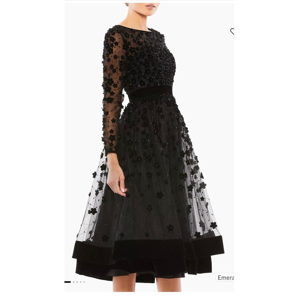 NWT Mac Duggal Long Sleeve Fit & Flare Velvet Embellished Cocktail Dress SZ 0